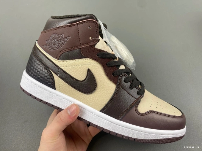 FZ4359-200 Jordan Mid 1   YMCA Paris SE 1202